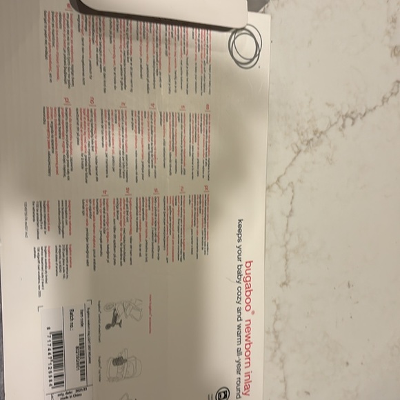 Bugaboo newborn inlay for strolling. NWT - Picture 5 of 7